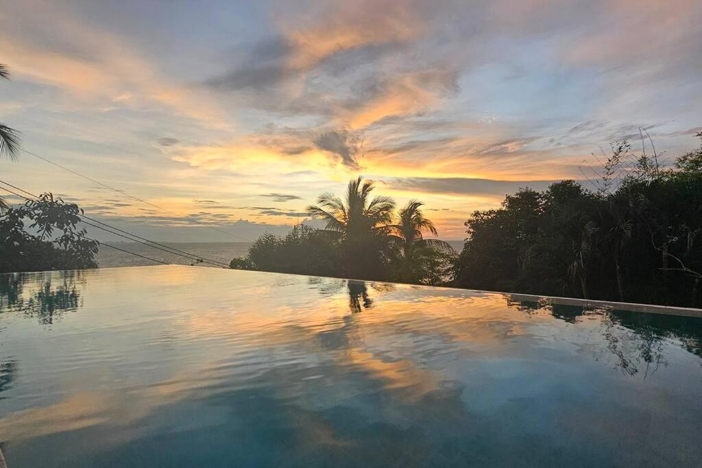 Villa Banico Sunset Island Ko Pha Ngan Exterior photo